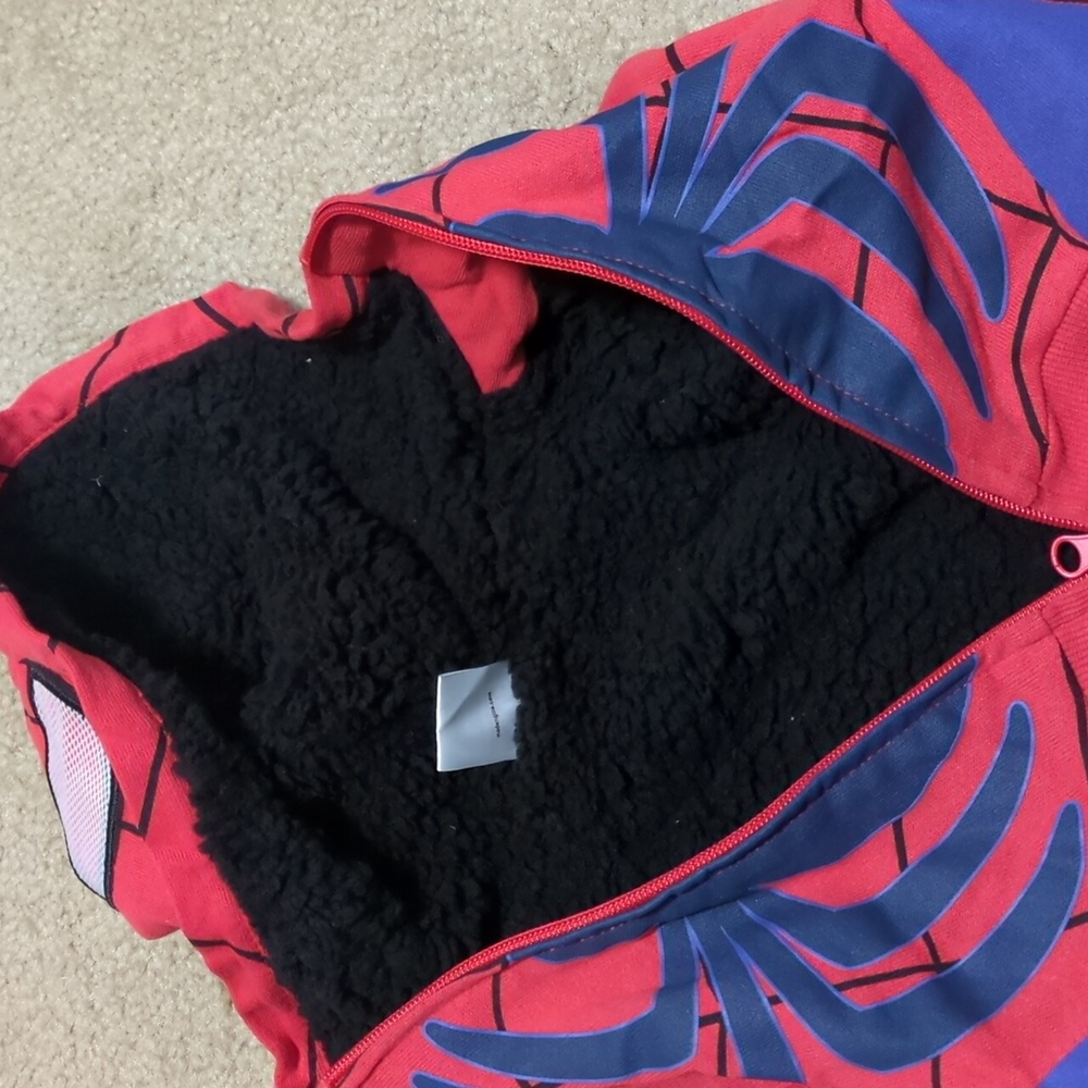 Adorable Spiderman Hooded Jacket 12M - Picture 3 of 4